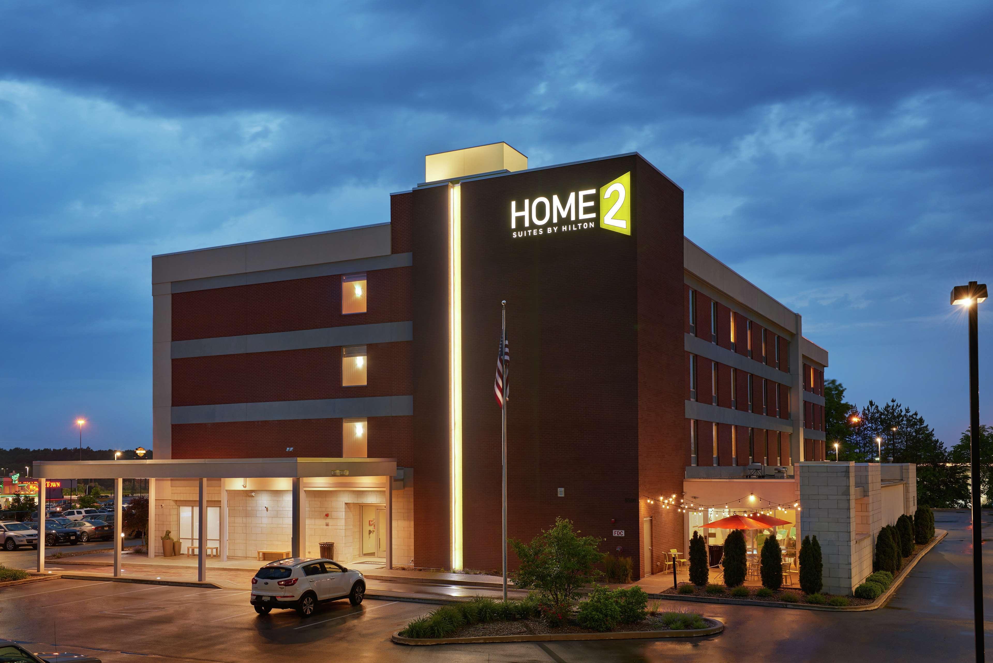 Home2 Suites By Hilton Youngstown Buitenkant foto